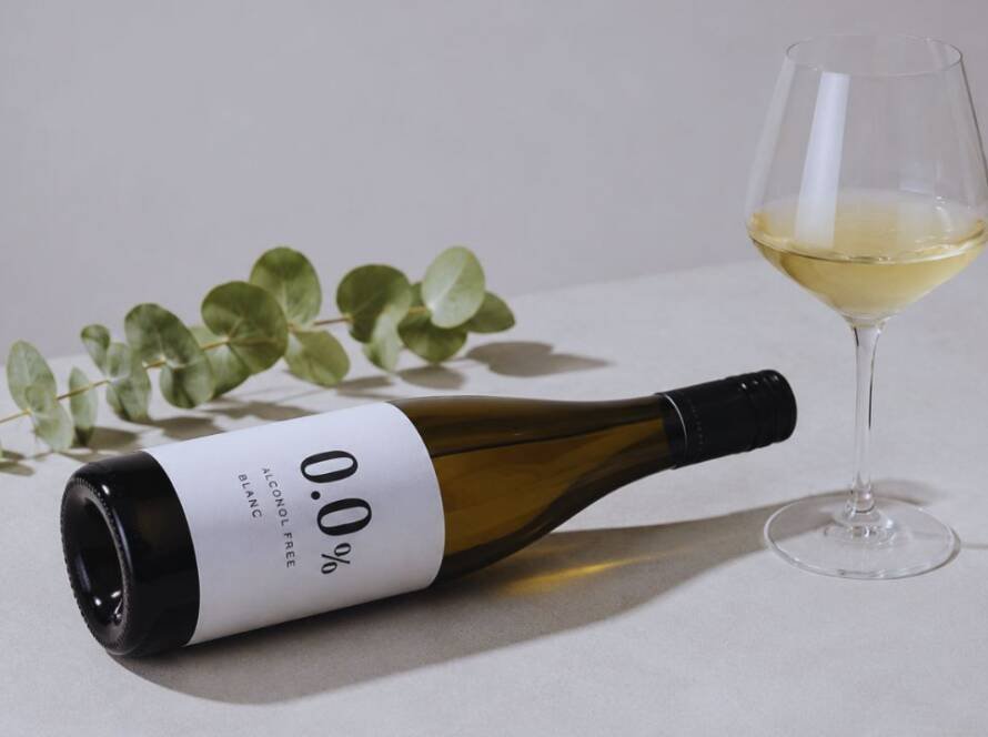 Botella de vino sin alcohol